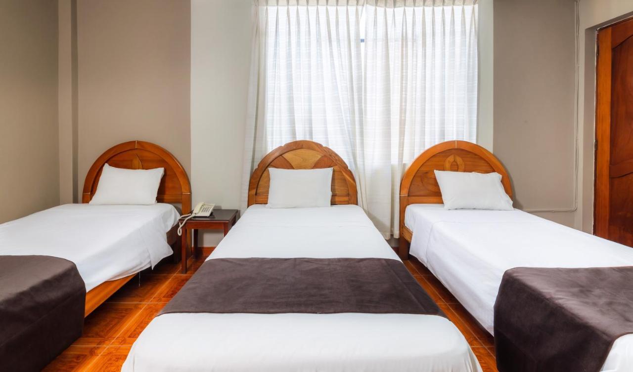 Hotel Portada Del Sol Trujillo Esterno foto