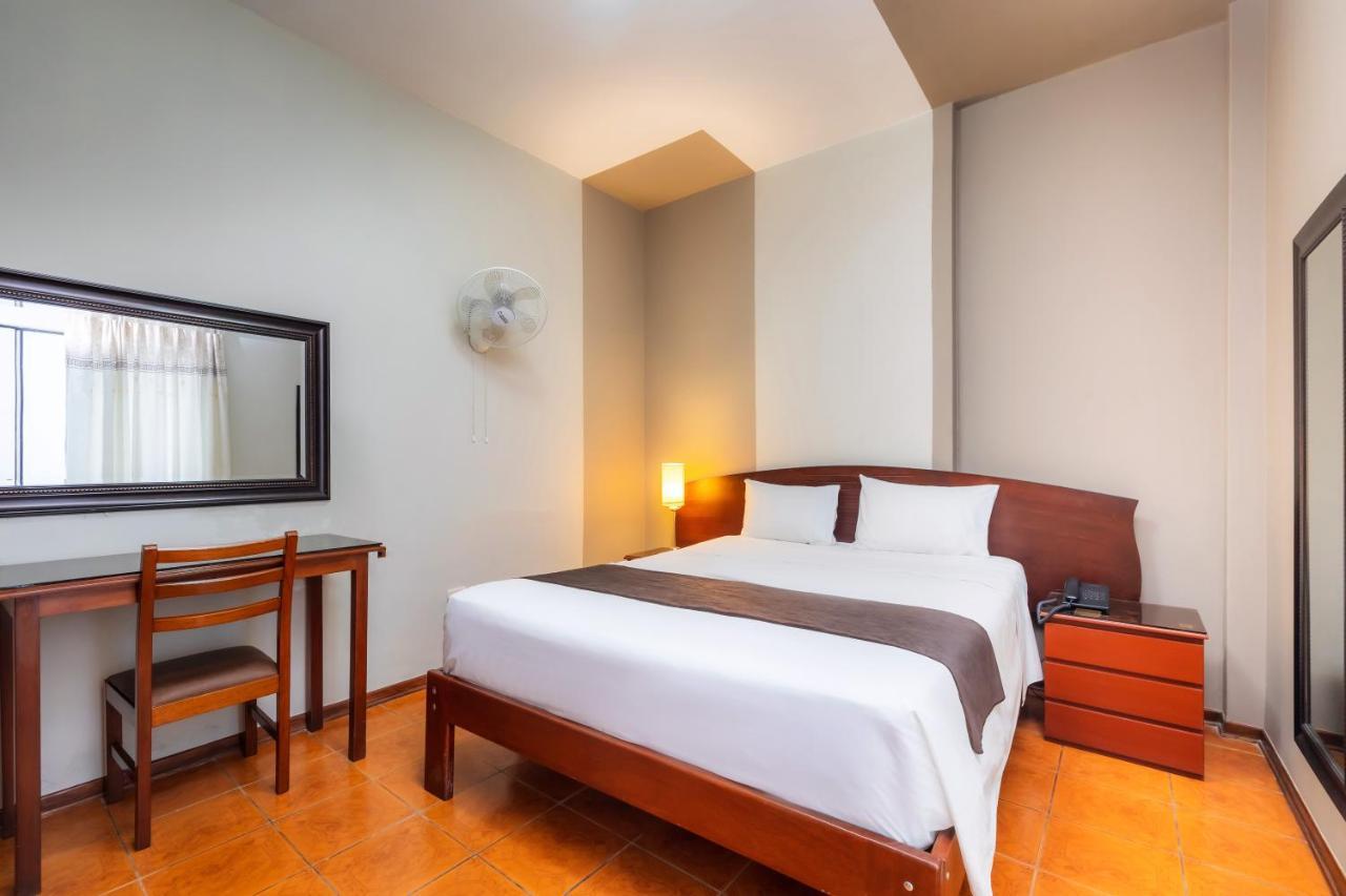 Hotel Portada Del Sol Trujillo Esterno foto